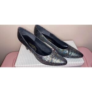 Women’s Auditions Vintage Heels Size 8.5